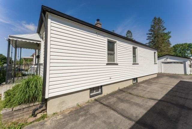 492 Hamilton St, House detached with 3 bedrooms, 1 bathrooms and 2 parking in Peterborough ON | Image 27