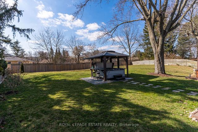 77 Sunrise Cres, House detached with 3 bedrooms, 2 bathrooms and 3 parking in Hamilton ON | Image 30