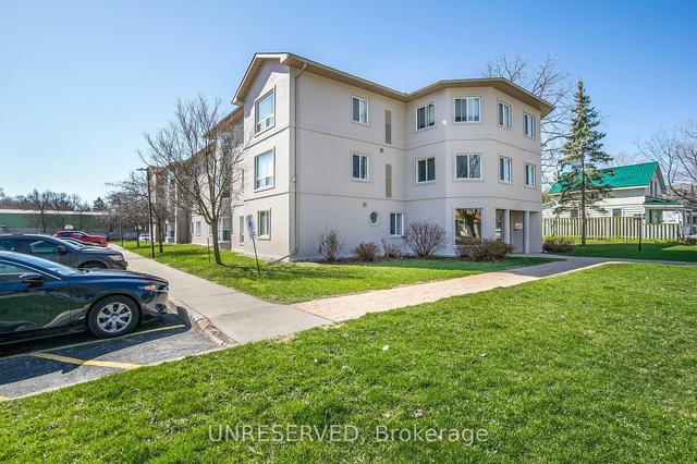 303 - 107 Bond St, Condo with 2 bedrooms, 2 bathrooms and 1 parking in Orillia ON | Image 22