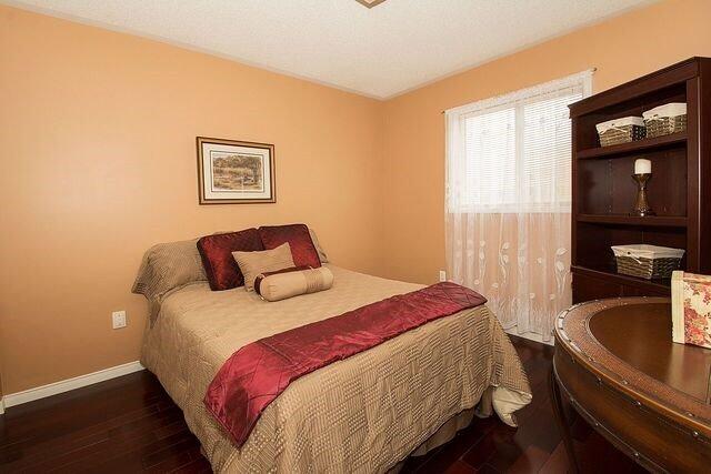 1012 Ridgemount Blvd, House detached with 3 bedrooms, 4 bathrooms and 2 parking in Oshawa ON | Image 13