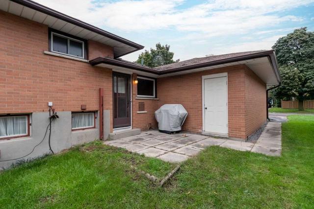 344 Inverness Dr, House detached with 3 bedrooms, 2 bathrooms and 5 parking in Oshawa ON | Image 13