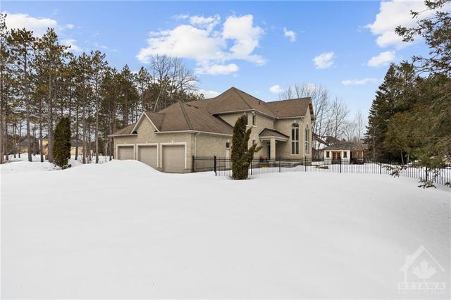 5976 Earlscourt Crescent, House detached with 4 bedrooms, 4 bathrooms and 8 parking in Ottawa ON | Image 28