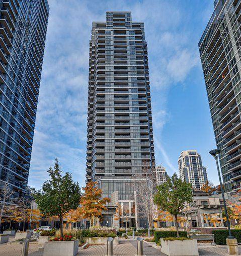 1110 - 5 Valhalla Inn Rd, Condo with 1 bedrooms, 1 bathrooms and 1 parking in Toronto ON | Image 1