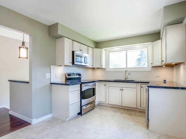 362 Carnaby Crt, House detached with 3 bedrooms, 2 bathrooms and 2 parking in Oshawa ON | Image 6