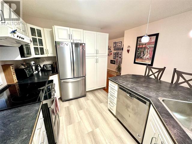 521 - 10th Avenue Unit# 1, House detached with 2 bedrooms, 2 bathrooms and 6 parking in Keremeos BC | Image 24