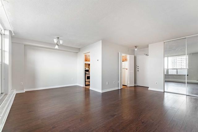 901 - 3390 Weston Rd, Condo with 2 bedrooms, 1 bathrooms and 1 parking in Toronto ON | Image 24