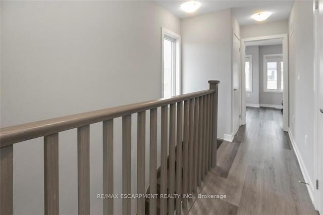 24 - 527 Shaver Rd, Townhouse with 2 bedrooms, 2 bathrooms and 2 parking in Hamilton ON | Image 3