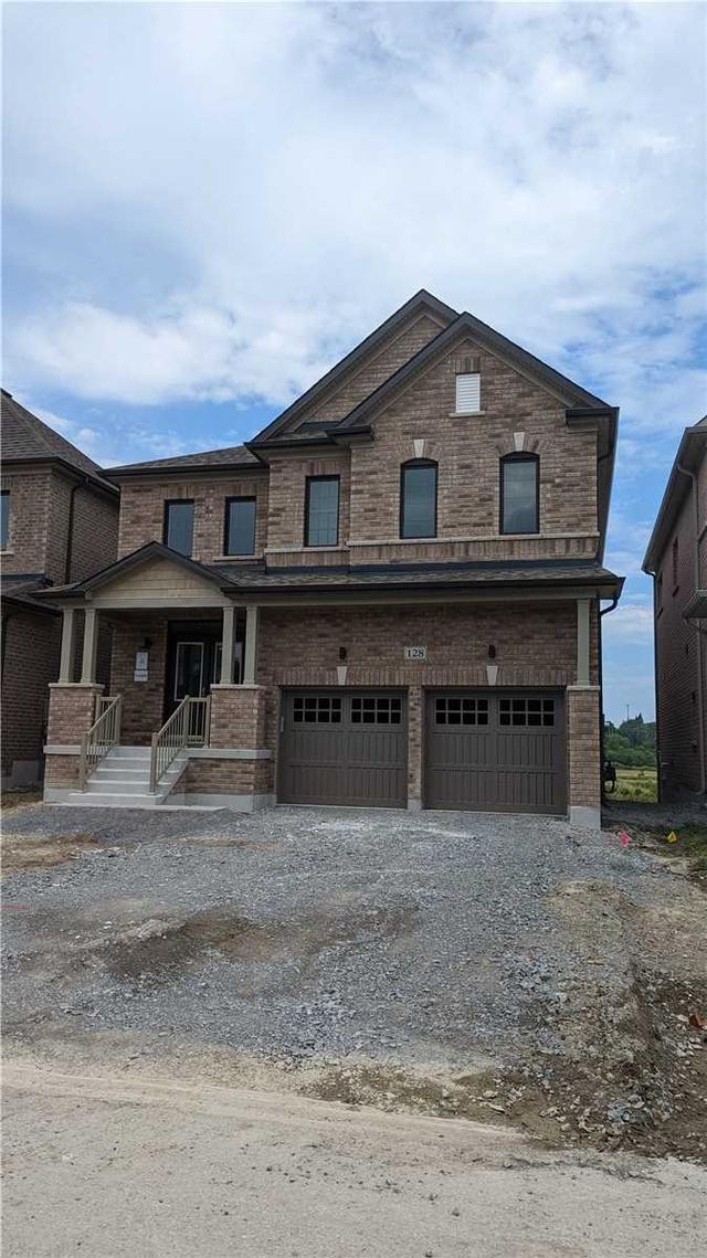 128 Connell Dr, House detached with 4 bedrooms, 4 bathrooms and 4 parking in Georgina ON | Image 2