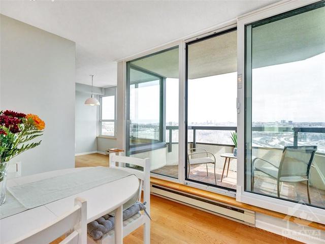 1503 - 1500 Riverside Drive, Condo with 2 bedrooms, 2 bathrooms and 1 parking in Ottawa ON | Image 14