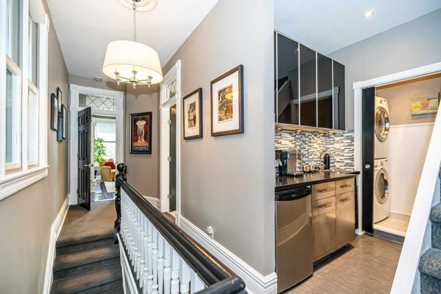 21 Laurier Ave, House attached with 3 bedrooms, 2 bathrooms and 0 parking in Toronto ON | Image 20