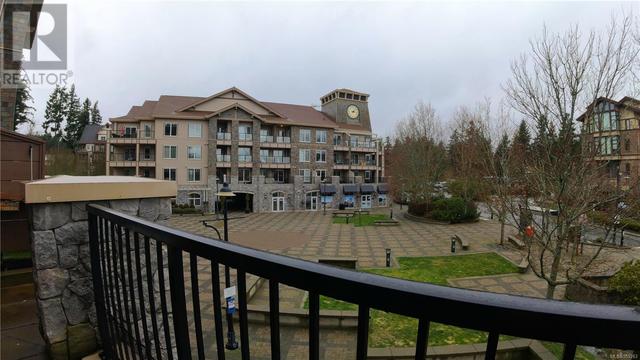 213 - 1325 Bear Mountain Pkwy, Condo with 1 bedrooms, 1 bathrooms and 1 parking in Langford BC | Image 1