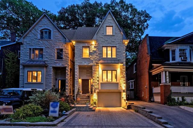 219 Willow Ave, House detached with 4 bedrooms, 5 bathrooms and 3 parking in Toronto ON | Image 26