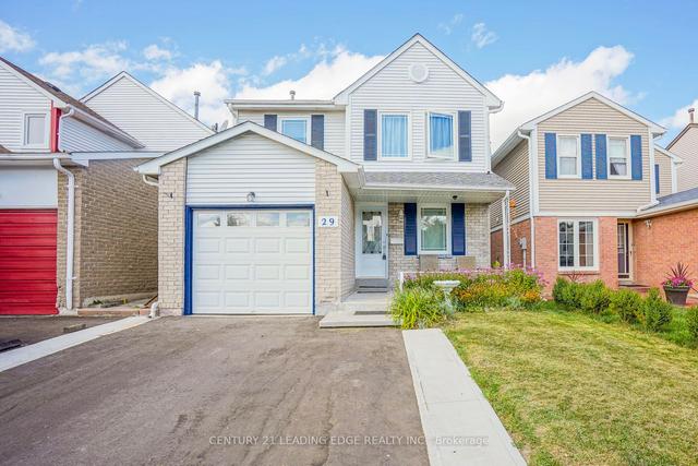 upper - 29 Junewood Cres, House detached with 4 bedrooms, 2 bathrooms and 1 parking in Brampton ON | Image 12