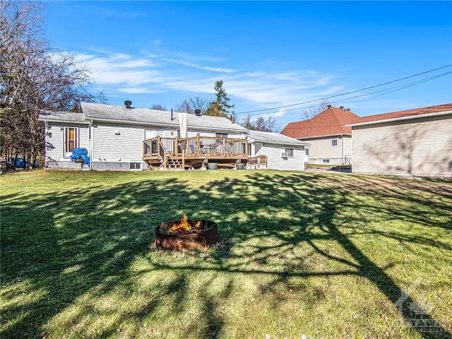 7220 Mitch Owens Road, House detached with 3 bedrooms, 1 bathrooms and 6 parking in Ottawa ON | Image 24