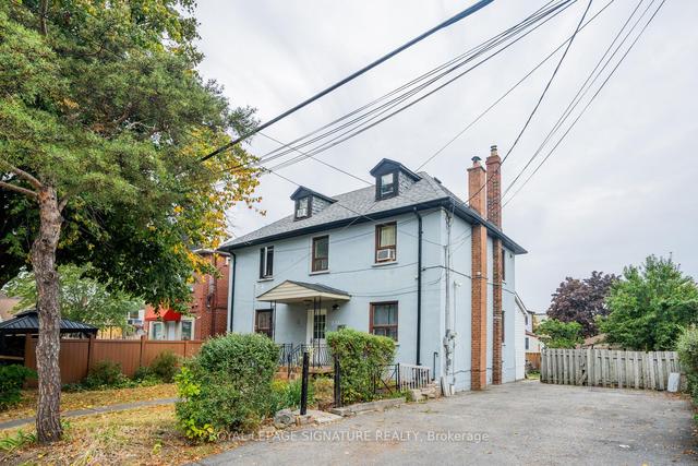 234 Pellatt Ave, House detached with 6 bedrooms, 5 bathrooms and 6 parking in Toronto ON | Image 11
