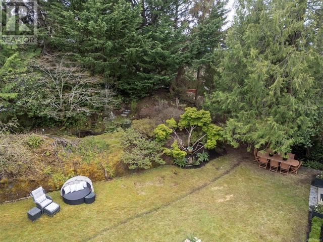 611 Foul Bay Rd, House detached with 5 bedrooms, 7 bathrooms and 6 parking in Victoria BC | Image 59