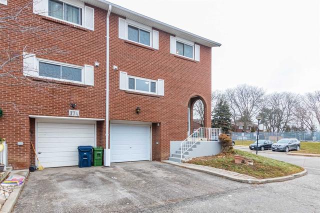 17 Thistle Down Blvd Blvd, Townhouse with 4 bedrooms, 3 bathrooms and 2 parking in Toronto ON | Image 23