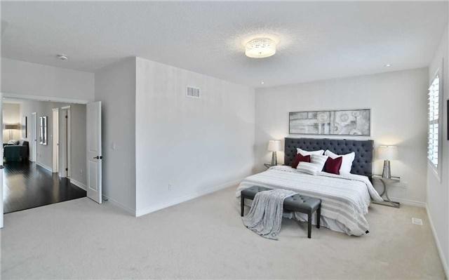 5 Adrian Cres, House detached with 4 bedrooms, 4 bathrooms and 4 parking in Brampton ON | Image 13