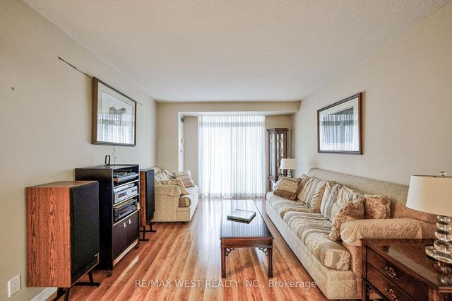 609 - 1000 The Esplanade Rd N, Condo with 2 bedrooms, 2 bathrooms and 1 parking in Pickering ON | Image 7