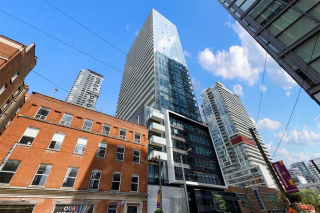 2504 - 11 Charlotte St, Condo with 1 bedrooms, 1 bathrooms and 0 parking in Toronto ON | Image 12