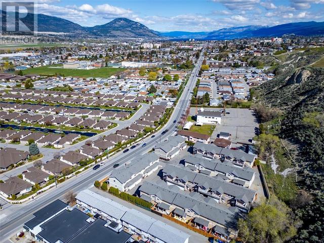 120 - 3332 South Main Street, House attached with 3 bedrooms, 2 bathrooms and 2 parking in Penticton BC | Image 35