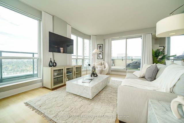 lrg 7 - 7 Lorraine Dr, Condo with 2 bedrooms, 3 bathrooms and 2 parking in Toronto ON | Image 8