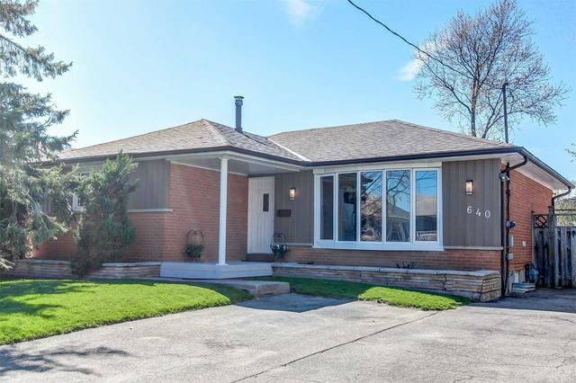 640 Netherton Cres, House detached with 3 bedrooms, 2 bathrooms and 4 parking in Mississauga ON | Image 1