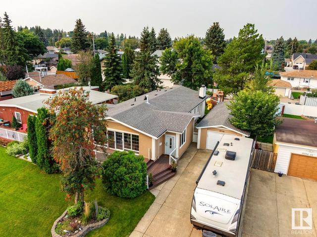 10748 43 St Nw, House detached with 4 bedrooms, 3 bathrooms and 5 parking in Edmonton AB | Image 43