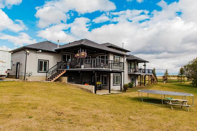 33039 Twp Rd 725, House detached with 5 bedrooms, 3 bathrooms and null parking in Grande Prairie County No. 1 AB | Image 6