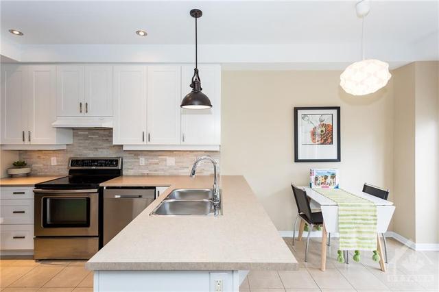 628 Pamplona Private, Townhouse with 3 bedrooms, 3 bathrooms and 3 parking in Ottawa ON | Image 23