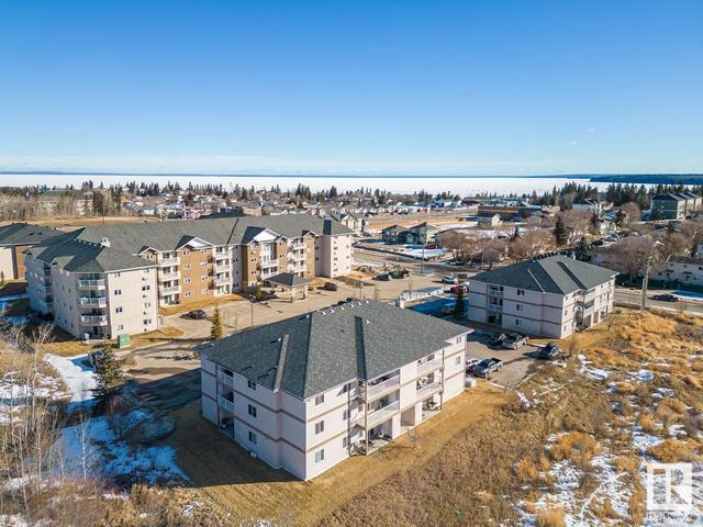 2203 - 901 16 St, Condo with 3 bedrooms, 2 bathrooms and null parking in Cold Lake AB | Image 25