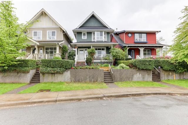 1488 Salter Street, House detached with 3 bedrooms, 3 bathrooms and null parking in New Westminster BC | Card Image