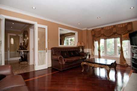 79 Fifth Ave, House detached with 4 bedrooms, 4 bathrooms and 4 parking in Vaughan ON | Image 7