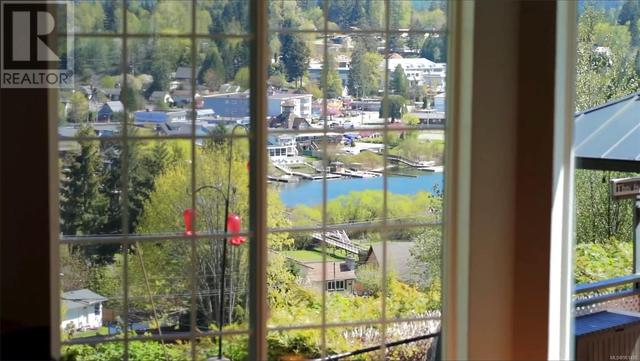 181 River Rd, House detached with 4 bedrooms, 3 bathrooms and 6 parking in Lake Cowichan BC | Image 11