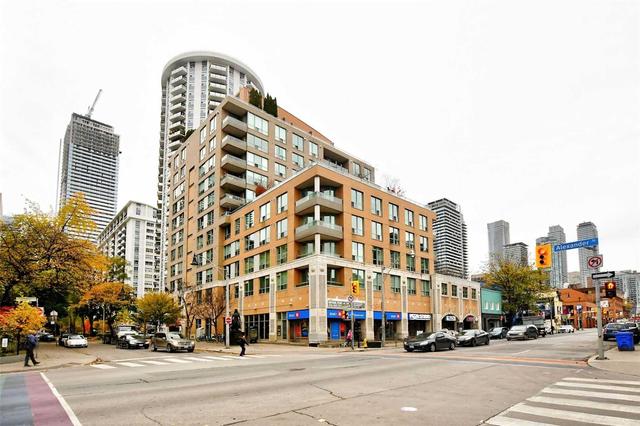 906 - 70 Alexander St, Condo with 2 bedrooms, 2 bathrooms and 1 parking in Toronto ON | Image 17