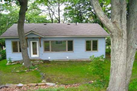 17 Adelaide St, House detached with 2 bedrooms, 2 bathrooms and 3 parking in Parry Sound ON | Image 1