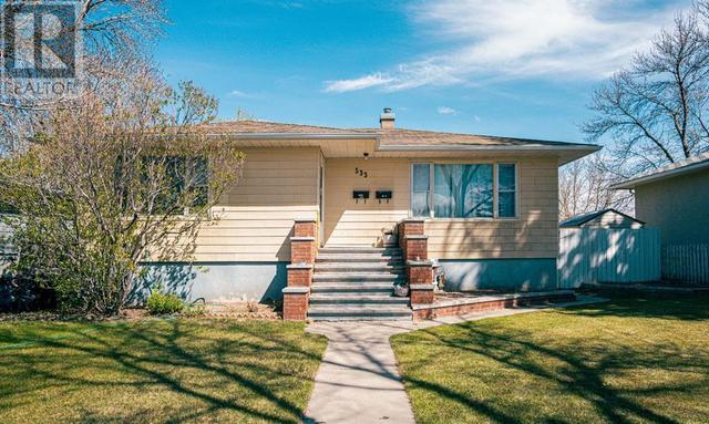 533 Stafford Drive N, House detached with 4 bedrooms, 2 bathrooms and 4 parking in Lethbridge AB | Card Image