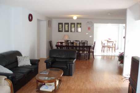 th08 - 3680 Brimley Rd, Townhouse with 3 bedrooms, 4 bathrooms and 1 parking in Toronto ON | Image 2