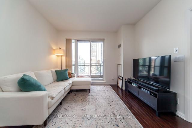 1516 - 35 Hayden St, Condo with 1 bedrooms, 1 bathrooms and 0 parking in Toronto ON | Image 25