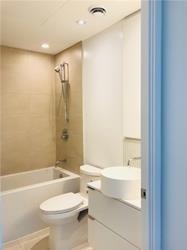 1004 - 185 Roehampton Ave, Condo with 0 bedrooms, 1 bathrooms and null parking in Toronto ON | Image 4