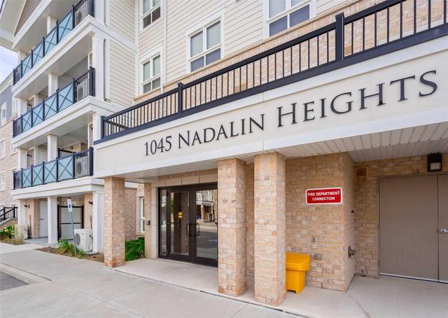 206 - 1045 Nadalin Hts, Condo with 2 bedrooms, 2 bathrooms and 1 parking in Milton ON | Image 2