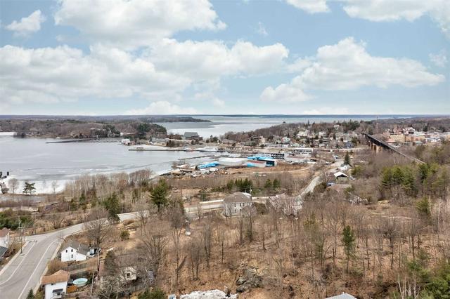 18 Parry Sound Rd, House detached with 3 bedrooms, 2 bathrooms and 5 parking in Parry Sound ON | Image 35