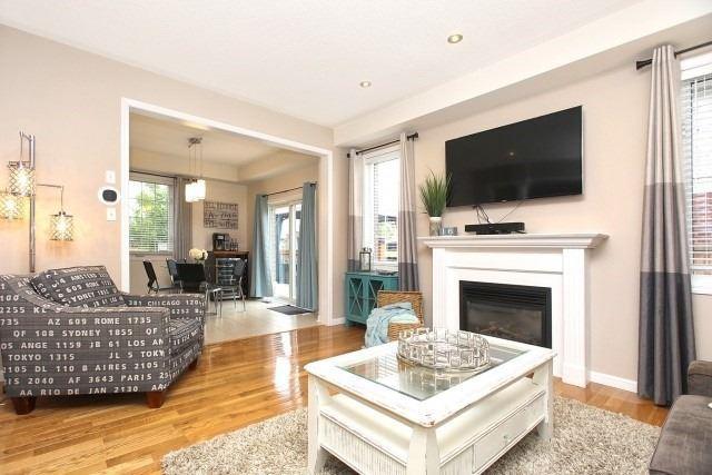 100 Kenneth Cole Dr, House detached with 4 bedrooms, 3 bathrooms and 4 parking in Clarington ON | Image 6