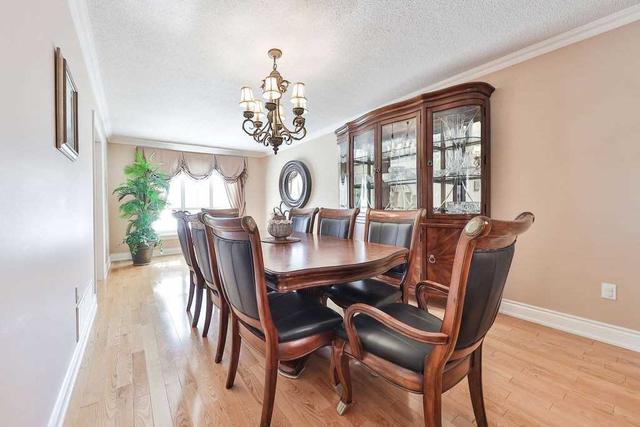 4617 Crosscreek Crt, House detached with 4 bedrooms, 4 bathrooms and 4 parking in Mississauga ON | Image 5