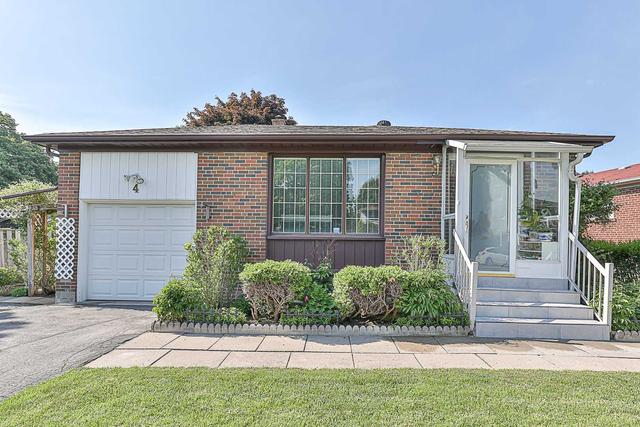 4 Knockbolt Cres, House detached with 4 bedrooms, 4 bathrooms and 5 parking in Toronto ON | Image 12