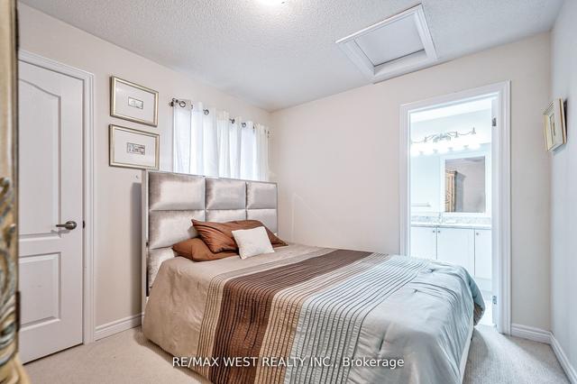 42 Seedhouse Rd, Condo with 2 bedrooms, 4 bathrooms and 4 parking in Brampton ON | Image 19