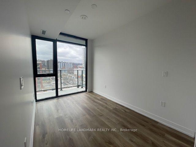 1107 - 1 Jarvis St, Condo with 1 bedrooms, 2 bathrooms and 0 parking in Hamilton ON | Image 9