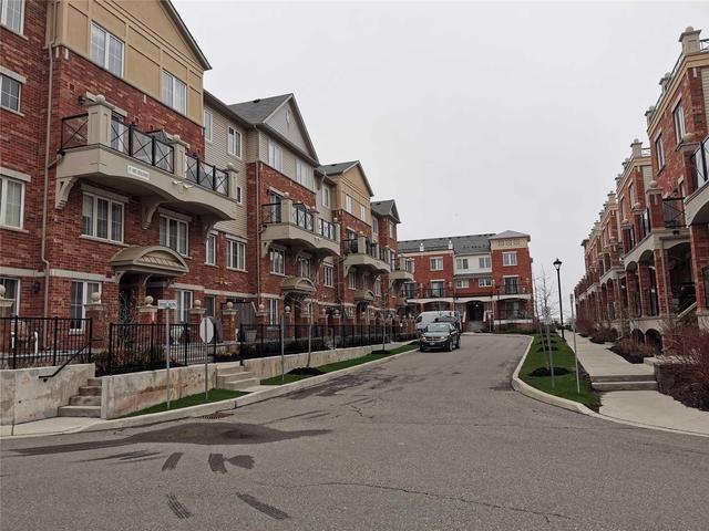 3 - 47 Hays Blvd, Townhouse with 2 bedrooms, 2 bathrooms and 1 parking in Oakville ON | Image 14