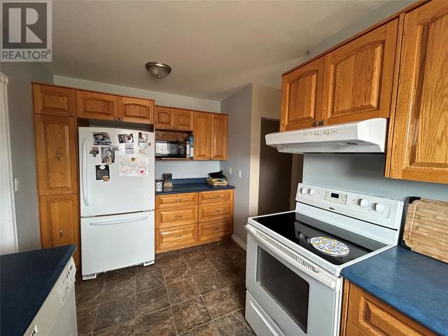 2 Park Plaza Other, House detached with 3 bedrooms, 2 bathrooms and null parking in Botwood NL | Image 11