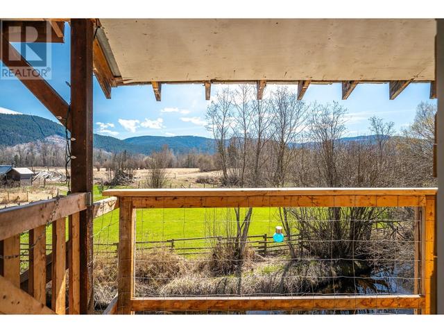 3312 6 Highway, House detached with 3 bedrooms, 2 bathrooms and 10 parking in North Okanagan D BC | Image 44